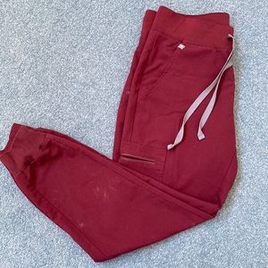 Burgundy Figs Jogger Scrubs Pants Small Petite